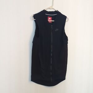 Nike Black Sleeveless Vest with Zip